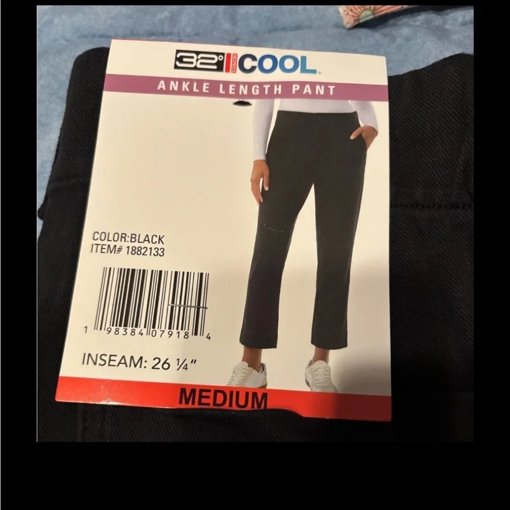 NWT 32 Degrees Cool Black Ankle Pants size M